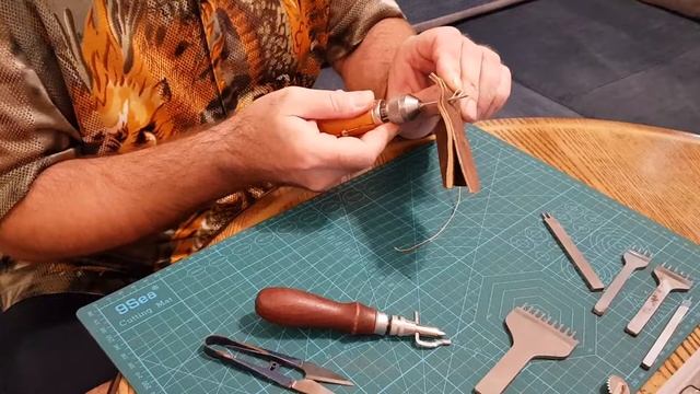 Как шить кожу полуавтоматической машинкой шилом