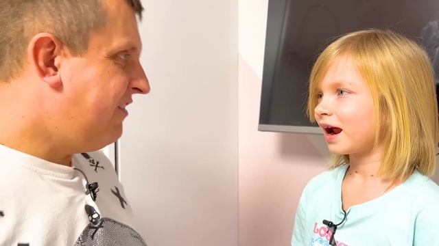 СОФИЯ И НИКА ЖДУТ ЗУБНУЮ ФЕЮ. СОФУНЬЯ ШАЛУНЬЯ