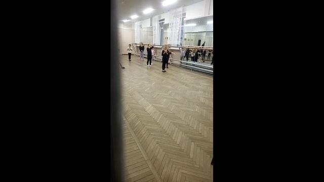 Вечер с танцами ?