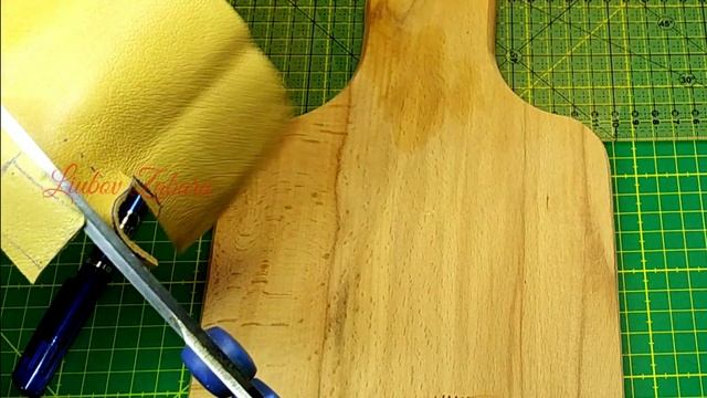 ДЫРКА в КУРТКЕ. ДЫРКА от СИГАРЕТЫ КАК ЗАШИТЬ (ЗАДЕЛАТЬ).Hole in the jacket.