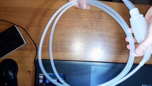 Шланг с грушей для перелива пива, вина, жидкости