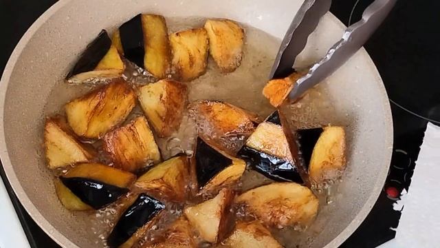 БАКЛАЖАНЫ В КИСЛО СЛАДКОМ СОУСЕ?. Быстро и вкусно! #вкусно#рецепты #еда#салат