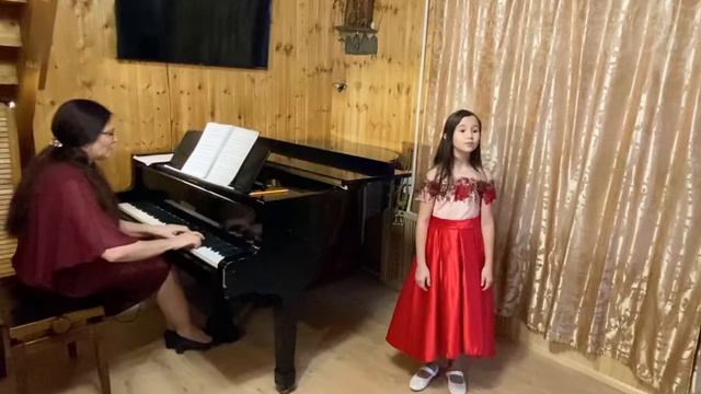 Жаворонок М.И. Глинка, исполняет Амина Нуреева 10 лет