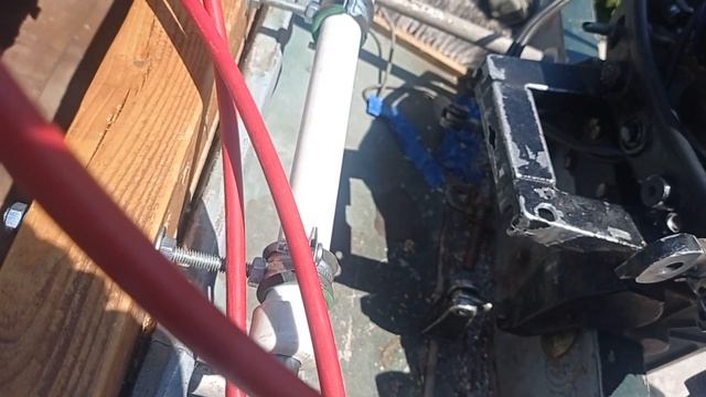 Лодочный мотор Вихрь 30 и дистанционное управление.