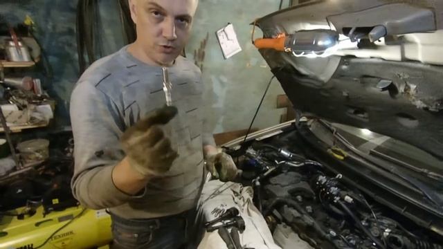Замена свечей зажигания на двигателе QR25DE v2.5 Ниссан Х-Трэйл Т31.