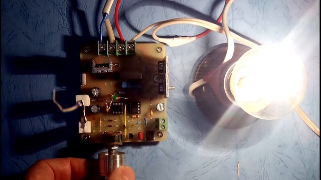 ШИМ-регулятор 220 В 10 А.  PWM controller 220V 10A.