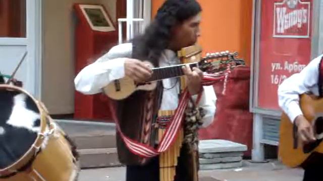 музыка Анд в Москве на Арбате (Andes music in Moscow)