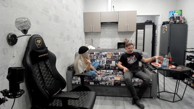 МАФАНЯ ИРЛ СВИДАНИЯ (ft. КАША, БРАМО, БЕБРИНА, СБОМБА)