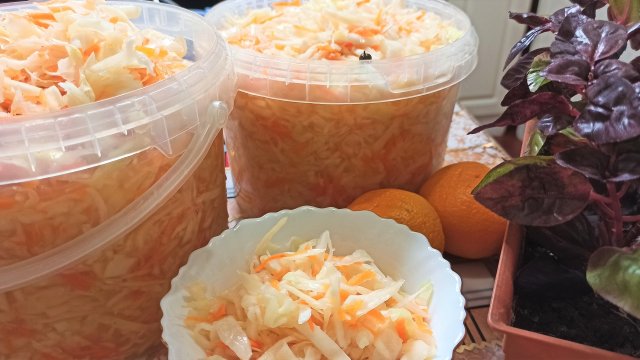 Все солят капусту по-своему, а я теперь только так! Вкусная и хрустящая капусту на всю зиму