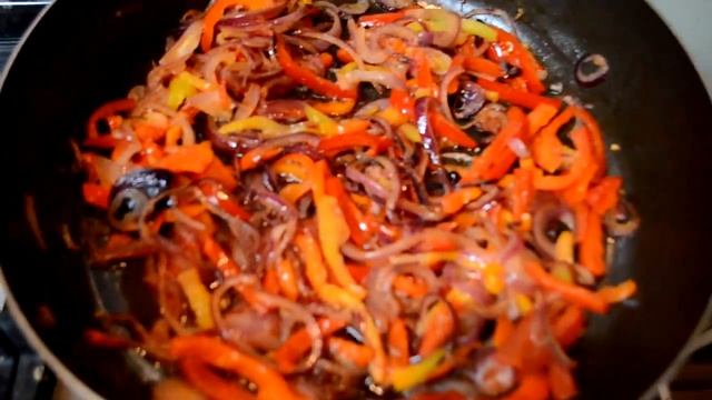 Салат  с красным перцем и луком, без майонеза