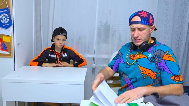 НОВЫЙ УЧИТЕЛЬ??? ВЕРНИТЕ МАРИВАННУ!!!/NEW TEACHER??? RETURN MARIVANN!!!