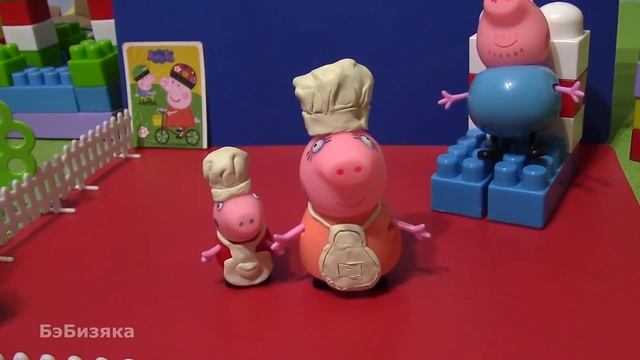 Свинка Пеппа с мамой готовят ШОКОЛАД на кухне. Мультик из игрушек