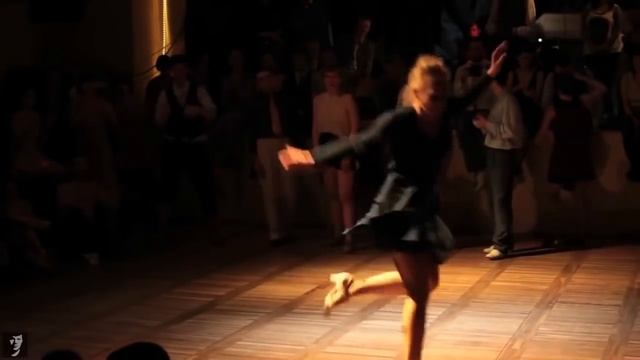 Band ODESSA Девочка в платье из ситца