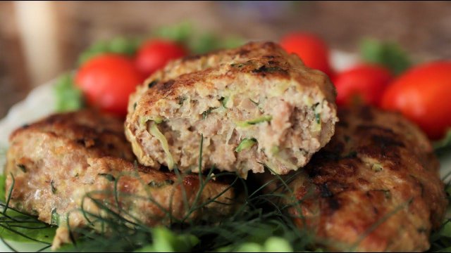 Мясные котлеты с кабачками в духовке, сочный вкус солнечного лета #7