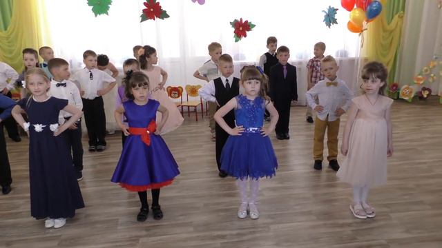 Выпускной в детском саду "Рябинушка"