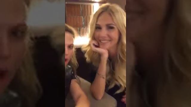 Виктория Лопырева.Periscope.Питер,добрый вечер!