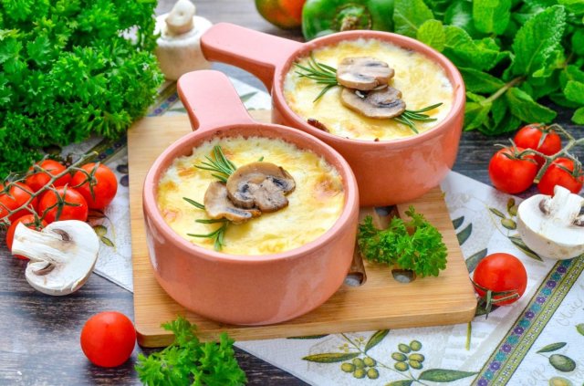 КАК ПРИГОТОВИТЬ КЛАССИЧЕСКИЙ ЖУЛЬЕН С КУРИЦЕЙ И ГРИБАМИ