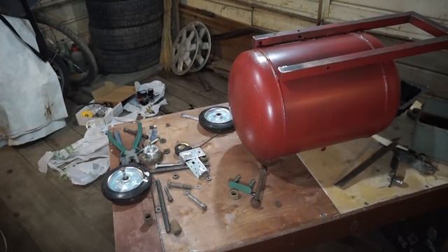 Компрессор для гаража своими руками. Компрессор из холодильника.