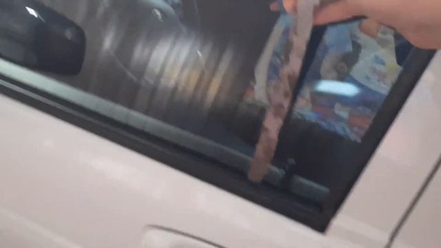 как открыть приору если забыл ключи в ней и она закрылась
