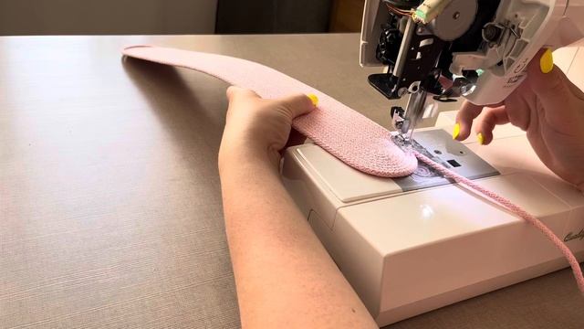 МК сумка кросс-боди из шнура с клапаном розовая на магнитной застежке Сумка из шнура