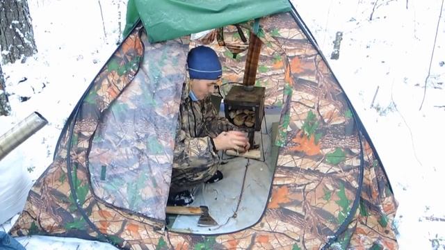 Обогрев палатки зимой + лежанка и уют.