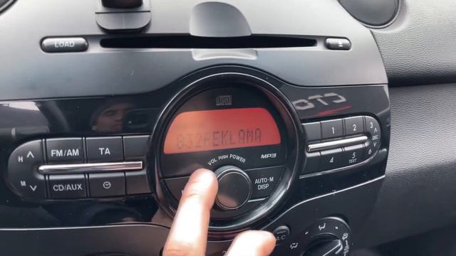 Мини обзор.  Mazda 2. 2011