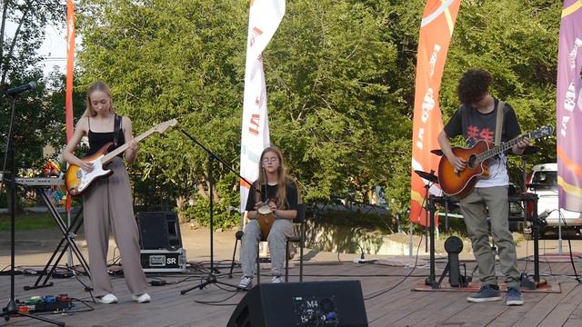 группа КББ (коллаборация без барабанщика!)