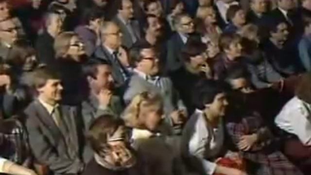 Роман Карцев - Раки по пять рублей.flv