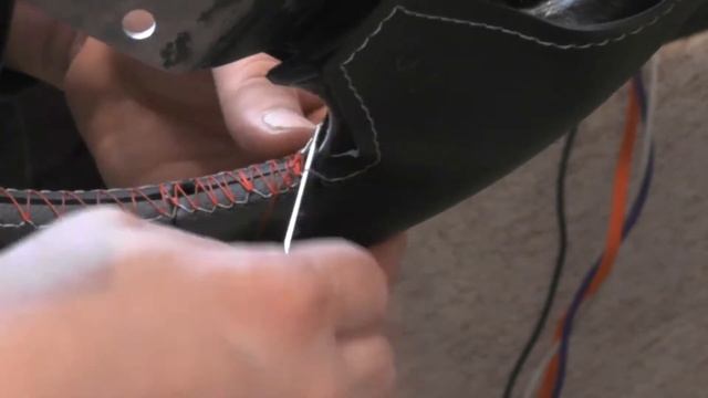 Перетяжка руля/Самый простой способ/Готовая оплётка на руль/Своими руками