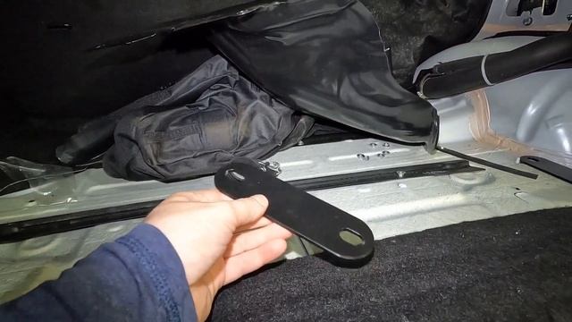 Новый задний бампер РИФ для Нивы Travel: пошаговая установка