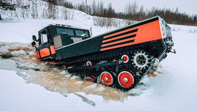 ЧТО ДЕЛАТЬ ЕСЛИ ПОРВАЛ ГУСЕНИЦУ, ПРОВАЛИЛСЯ ПОД ЛЁД, МОРОЗ -600 °C