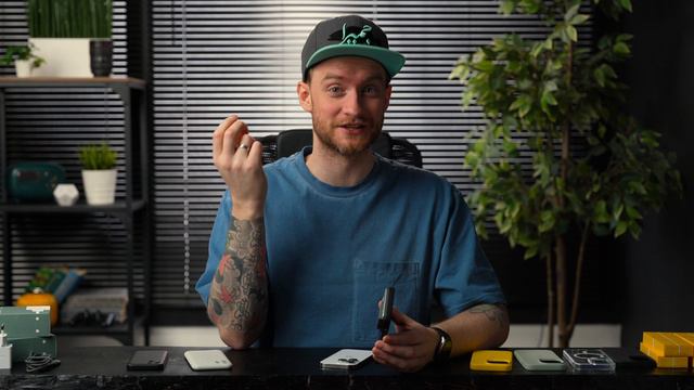 Про чехлы COMMO и Mynus для iPhone