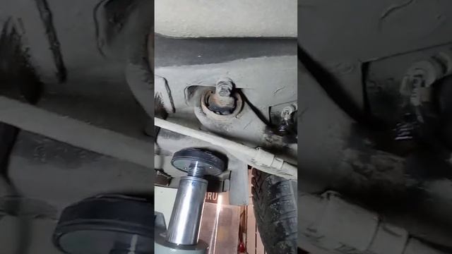 ? Hyundai ix35 - небольшие тонкости по замене основных сайлентблоков задней подвески.???