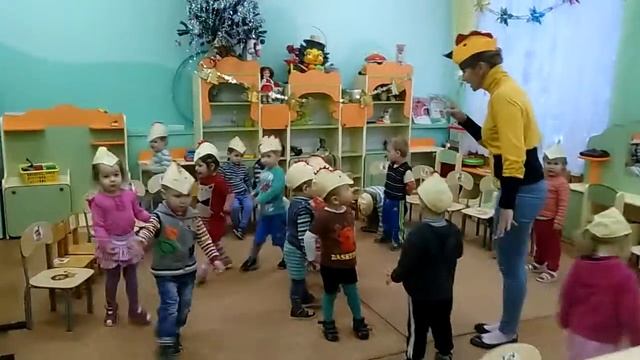 Игра Курочка и цыплята с детьми 1-ой младшей группы