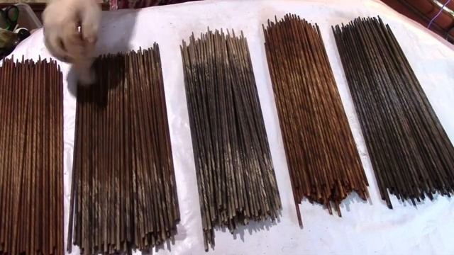 Можно ли морилкой закрасить газетный принт (газетные трубочки и морилка)