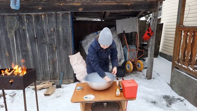 Как обжигать и прокаливать алюминиевый #КАЗАН? Каким маслом прокалить казан? Kukmara