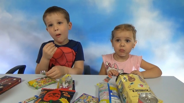 Посылка с японскими сладостями распаковка Tokyo Treat MailBox with Japanese Swee