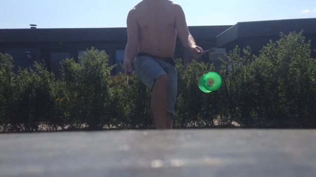 Diabolo tricks by Alon Hansen - basics