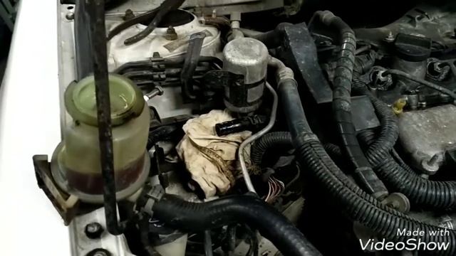 Замена жидкости ГУР в Тойота Авенсис D4D