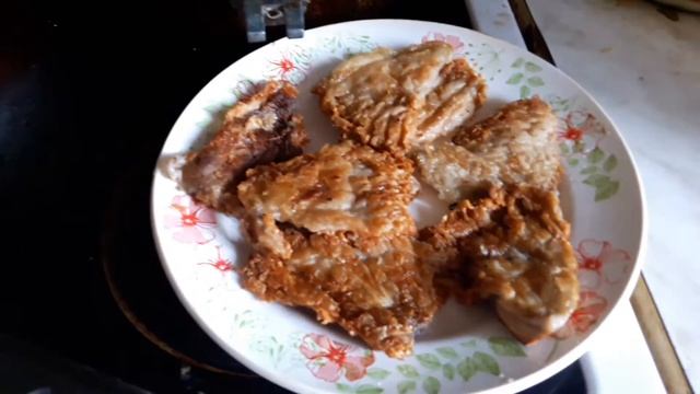 КАК ЖАРИТЬ ГРИБЫ "ЗОНТИКИ" В МУКЕ С ХРУСТЯЩЕЙ КОРОЧКОЙ.