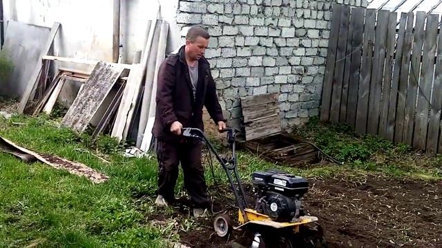 18+Как чтобы мотокультиватор  не зарывался