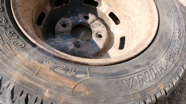 Накачать колесо взрывом, поджигаем колесо, накачать без компрессора, взрыв колеса, взрывная накачка