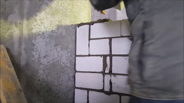 кладка кирпича на ребро ...только для бригадиров  18+