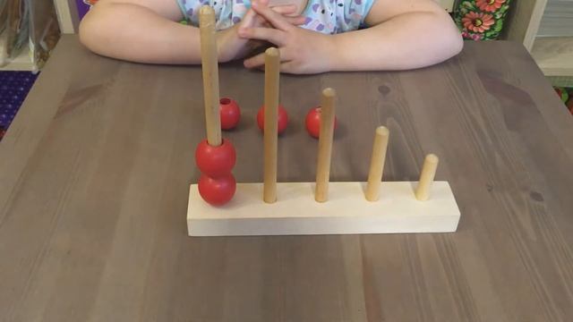 Пирамидка Радуга (как научить ребенка играть)