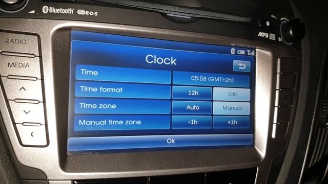 Set time in Clock in Hyundai ix35 2012