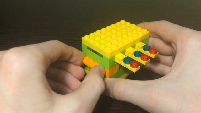 Самый маленький сейф с КОДОВЫМ ЗАМКОМ из Лего ! Сейф без Лего Техник ! Механизм из Лего!