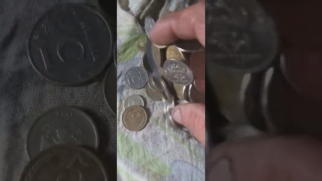 Сколько стоят не магнитные деньги.