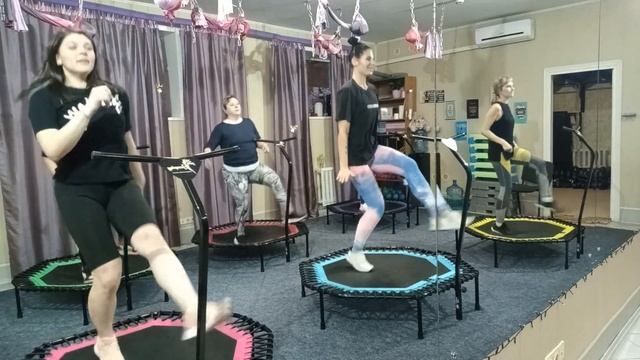 часовая тренировка на батуте/ целая тренировка батут/мини батут / Джамп на батуте час