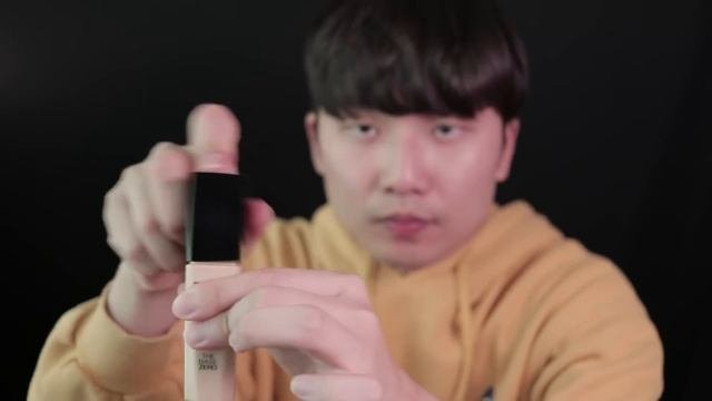 ONE MINUTE ASMR