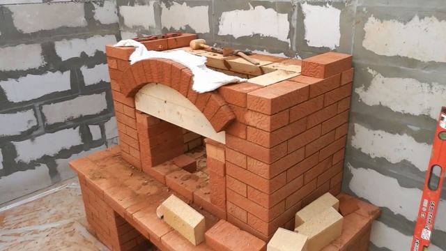 Как сложить камин с аркой и дровяником своими руками. Печник Екатеринбург +79536000033